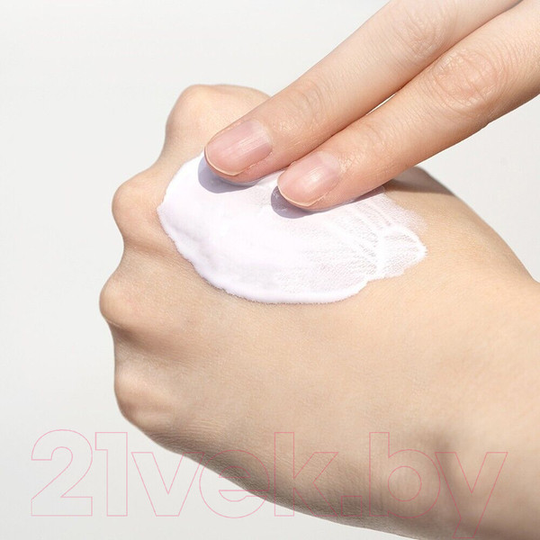 Изображение товара Крем солнцезащитный d'Alba Waterfull Tone-Up Sun Cream Purple (50мл)