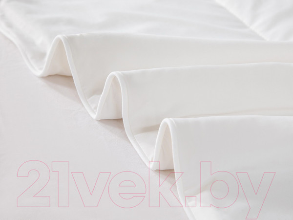 Изображение товара Одеяло Sofi de Marko Breeze 195x215 / Од-Бр-195х215б (белый)