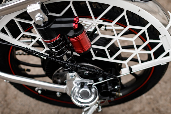 Изображение товара Электровелосипед AVM E-ALFA 20 Pro (серебристый)