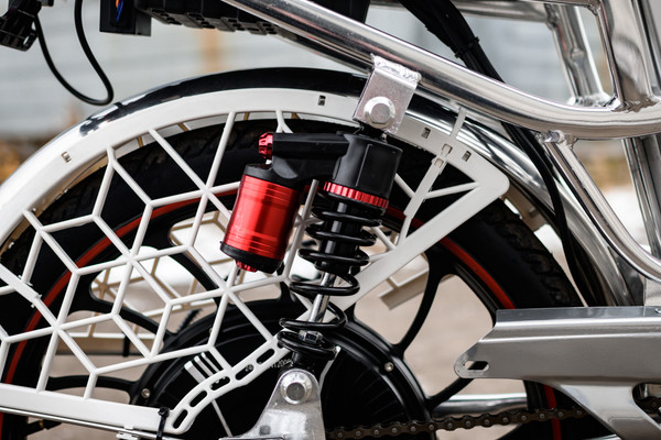 Изображение товара Электровелосипед AVM E-ALFA 20 Pro (серебристый)