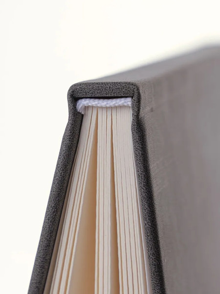 Изображение товара Скетчбук Малевичъ Veroneze / 401548 (20л, серый)