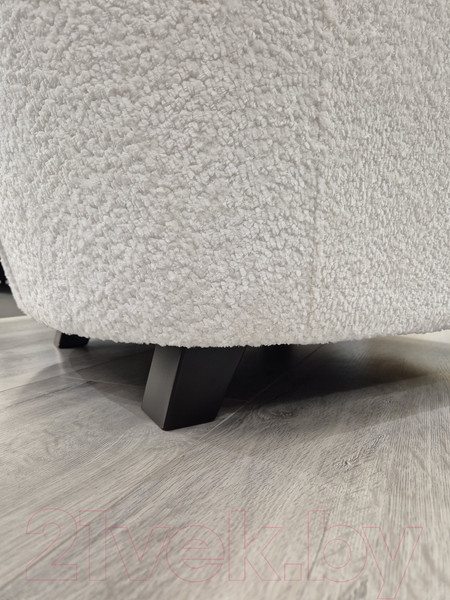 Изображение товара Кресло мягкое Lama мебель Фиона (Alpina Cashmere)