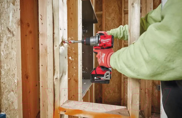 Изображение товара Аккумуляторная дрель-шуруповерт Milwaukee 4933498059