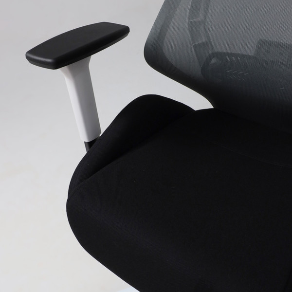 Изображение товара Кресло офисное AksHome Space (черный/серый)