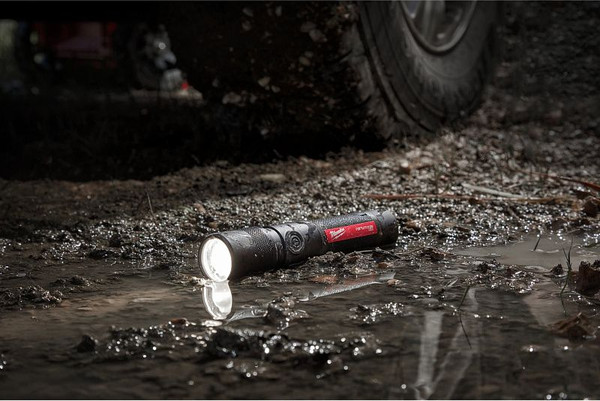 Изображение товара Фонарь Milwaukee USB L4 TMLED-301 / 4933479769