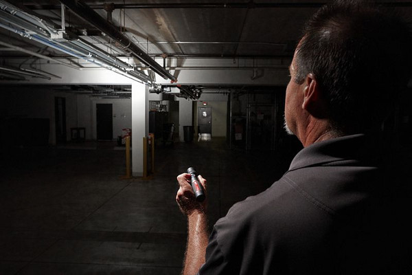 Изображение товара Фонарь Milwaukee USB L4 TMLED-301 / 4933479769