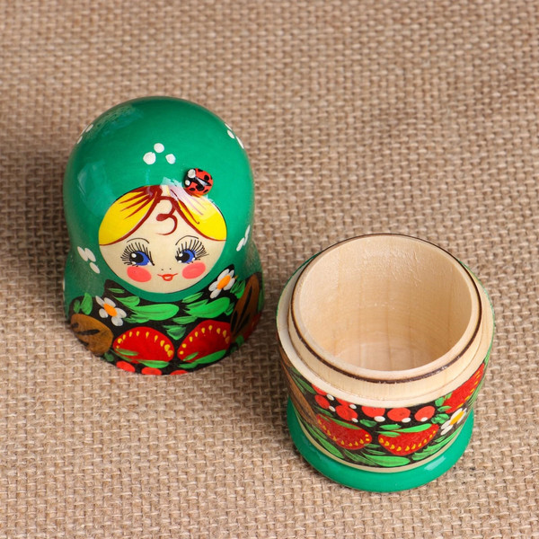 Изображение товара Матрешка сувенирная Sima-Land Божья коровка. Зеленое платье / 3440247