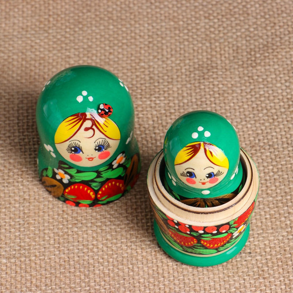 Изображение товара Матрешка сувенирная Sima-Land Божья коровка. Зеленое платье / 3440247