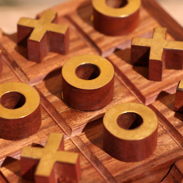 Изображение товара Настольная игра Sima-Land Крестики-нолики + солитер / 9931556 (дерево шишам)