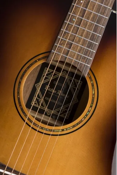 Изображение товара Акустическая гитара Baton Rouge X85S/OM-COB