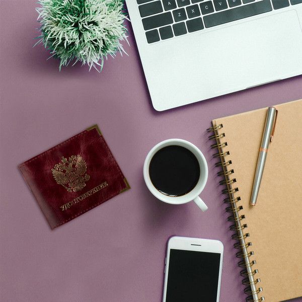 Изображение товара Обложка для удостоверения Brauberg Герб / 238200 (бордовый)