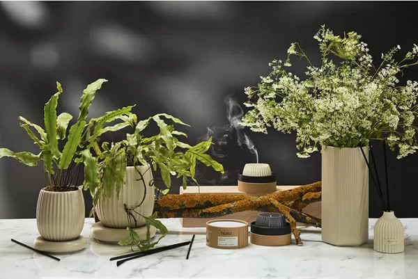 Изображение товара Свеча Tkano Edge Musk, Rose & Cedarwood TK23-ARO0020 (бежевый)