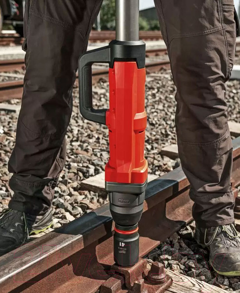 Изображение товара Аккумуляторный гайковерт Milwaukee M18 FHIWF1R-122С / 4933493141