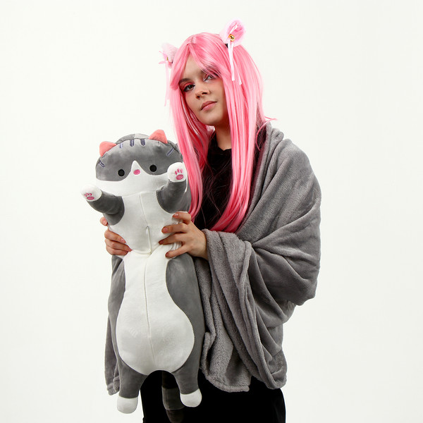 Изображение товара Подушка-игрушка Sima-Land Котик с пледом / 10126933 (серый)