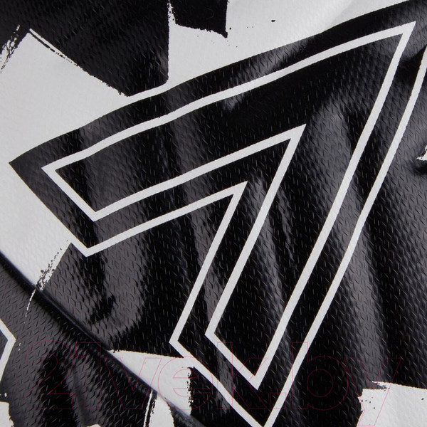 Изображение товара Футбольный мяч Mitre Ultimax One / 5-B0152B99 (размер 5, белый/черный)