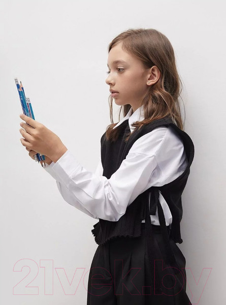 Изображение товара Жилет детский Amarobaby Bow / AB-OD24-KNIT10B/09-146  (черный, р.146)