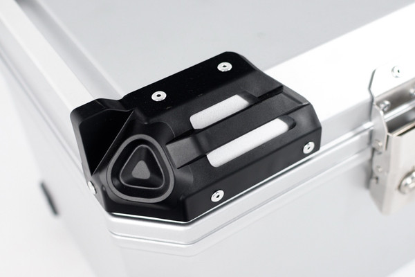 Изображение товара Кофр для мотоцикла AVM 47 (металлик)