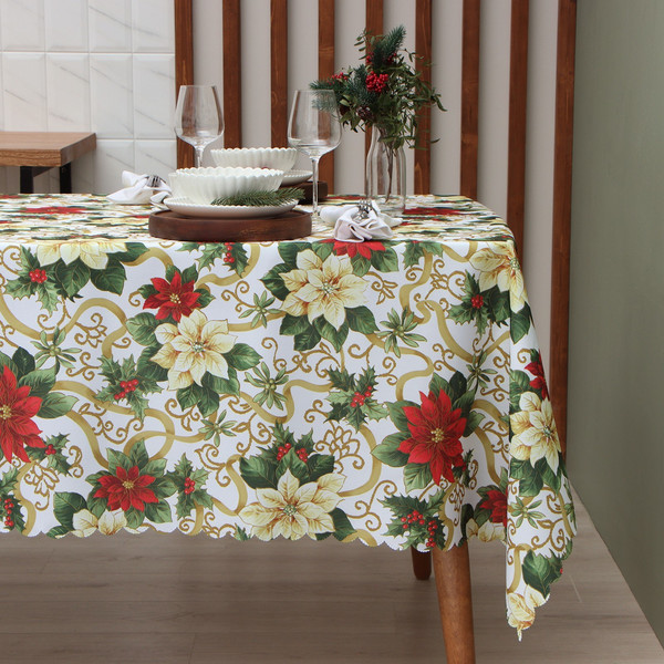 Изображение товара Скатерть Доляна Праздничные украшения 110x145 / 9580625