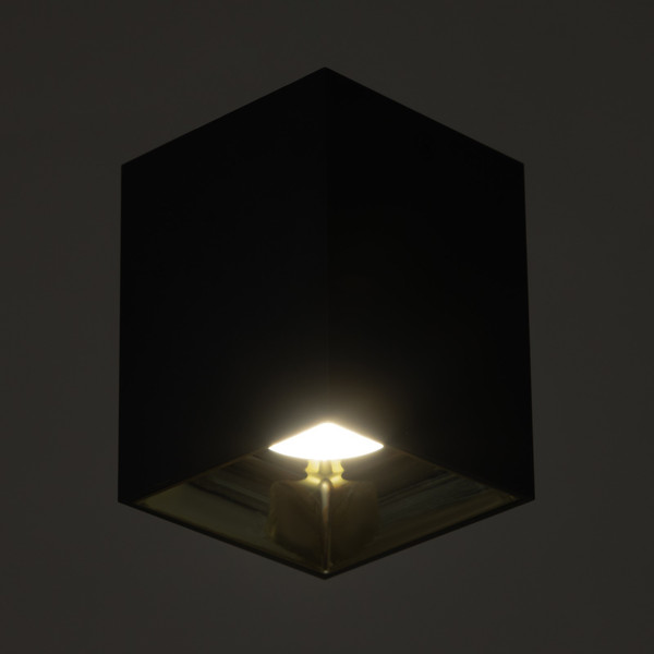 Изображение товара Точечный светильник BayerLux Кубик / 9901340 (черный/золото)