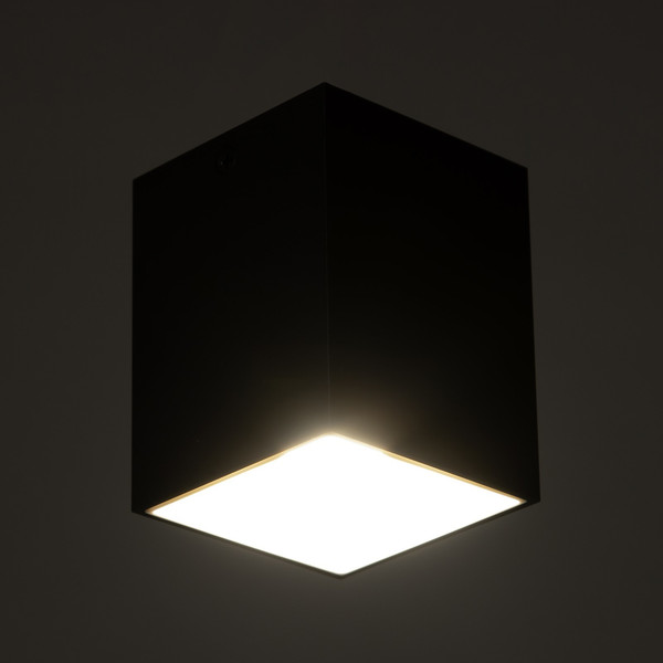 Изображение товара Точечный светильник BayerLux Кубик / 9901339 (черный/белый)