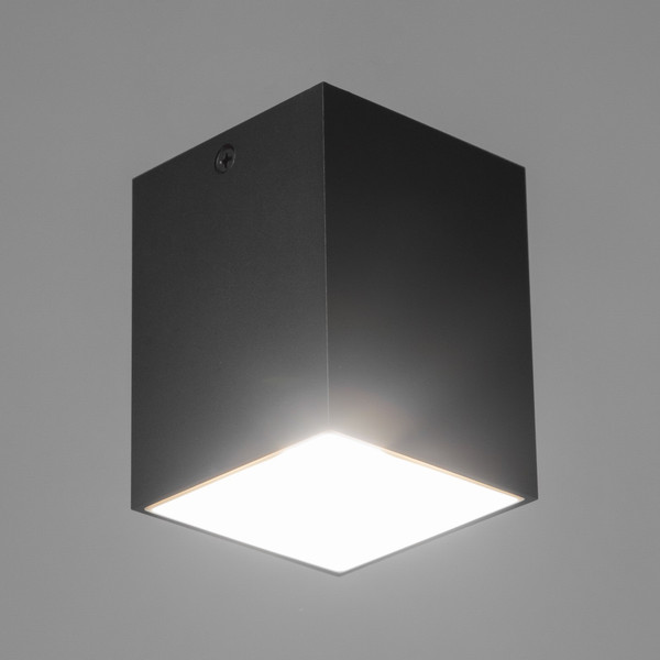 Изображение товара Точечный светильник BayerLux Кубик / 9901339 (черный/белый)