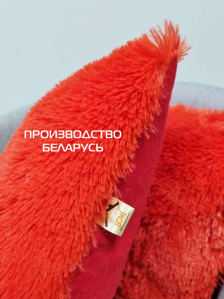 Изображение товара Подушка декоративная MATEX Plush Line / 28-994 (красный)