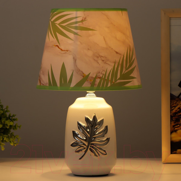 Изображение товара Прикроватная лампа Risalux Монстера 9497169 (белый/зеленый)