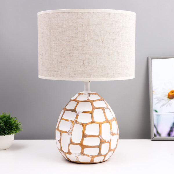 Изображение товара Прикроватная лампа Risalux Камилла 10193756 (белый/шоколадный)