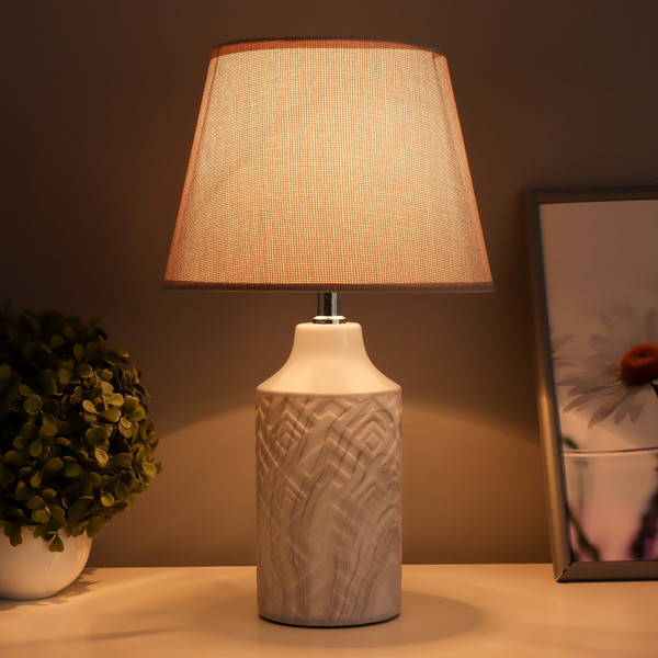 Изображение товара Прикроватная лампа Risalux Лаура 10193746 (белый/серый)