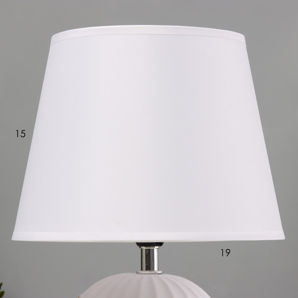 Изображение товара Прикроватная лампа Risalux Нерис 10193737 (белый/золото)