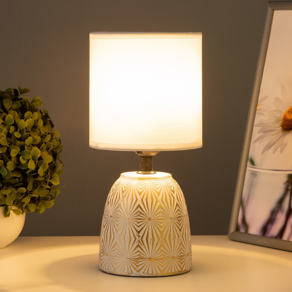 Изображение товара Прикроватная лампа Risalux Диана 10193699 (белый/золото)