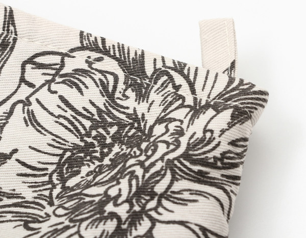 Изображение товара Рукавица-прихватка Этель Black flowers / 10283366