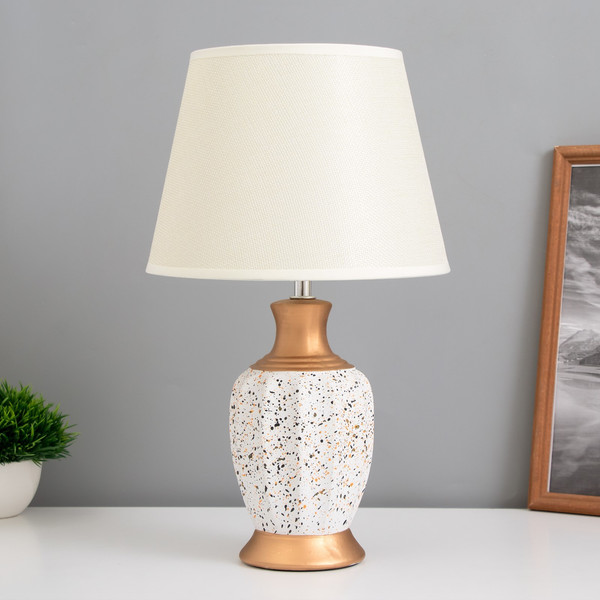 Изображение товара Прикроватная лампа Risalux Жилан 10470999 (белый/золото)