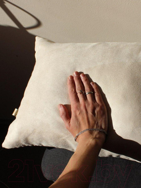 Изображение товара Подушка декоративная MATEX Alcantara / 31-932 (кремовый)