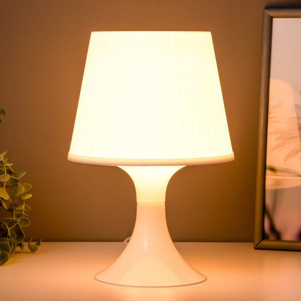 Изображение товара Прикроватная лампа Risalux 1340001 / 4556504 (белый)