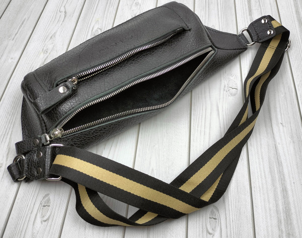 Изображение товара Сумка на пояс Carlo Gattini Sinfonica Curone 7001-04 (темно-коричневый)