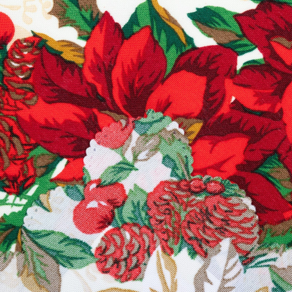 Изображение товара Скатерть Доляна Новогодние украшения 145x220 / 7731134