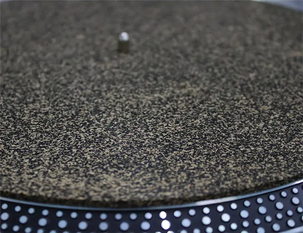 Изображение товара Мат для винилового проигрывателя Alive Audio Пробковый / AA-ACC-CORMAT