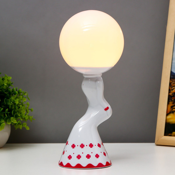 Изображение товара Ночник Risalux Силуэт / 9430821 (белый)