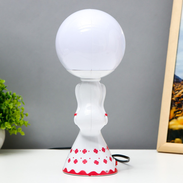 Изображение товара Ночник Risalux Силуэт / 9430821 (белый)