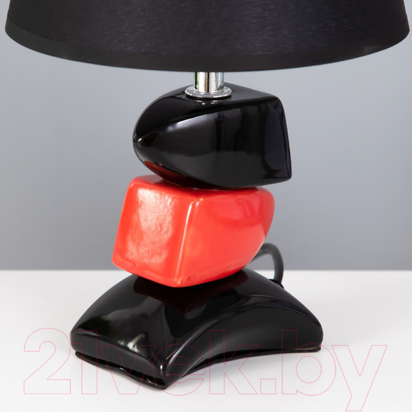 Изображение товара Прикроватная лампа Risalux Дасия 7984502 (черный/красный)