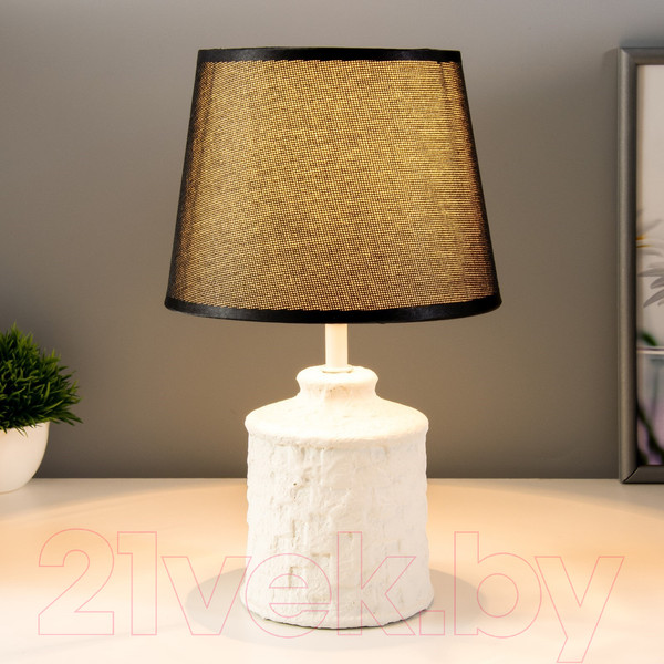 Изображение товара Прикроватная лампа Risalux Лейла 9613427 (черный/белый)