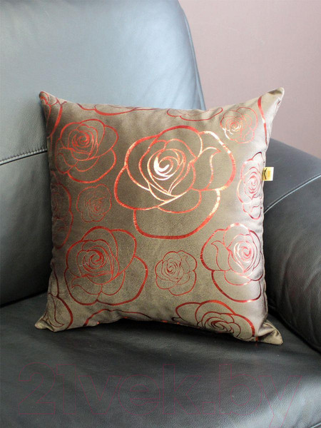 Изображение товара Подушка декоративная MATEX Luxury Aria Розочки / 48-848 (темно-коричневый/красный)