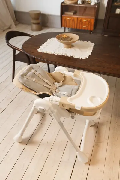 Изображение товара Стульчик для кормления Martin Noir Dory (Beige Broom)