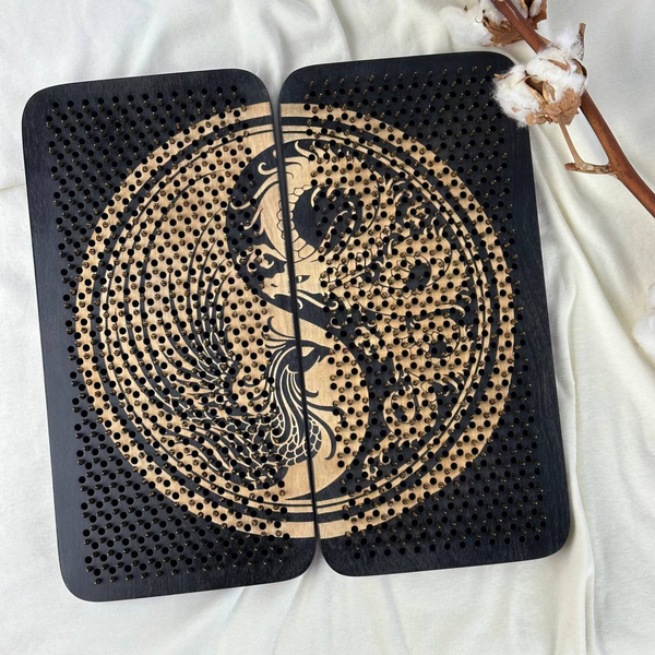 Изображение товара Доска садху Verbayoga KBF005 (Black/Violet Yin Yang, шаг гвоздей 9мм)