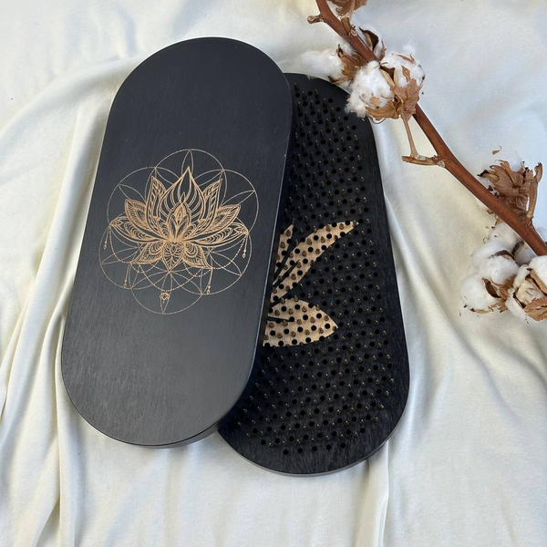 Изображение товара Доска садху Verbayoga BF012 (Black Lotus, шаг гвоздей 10мм)