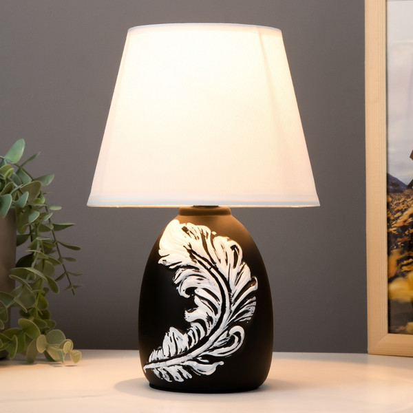 Изображение товара Прикроватная лампа Risalux 16537/1BK / 6250878 (черный/белый)