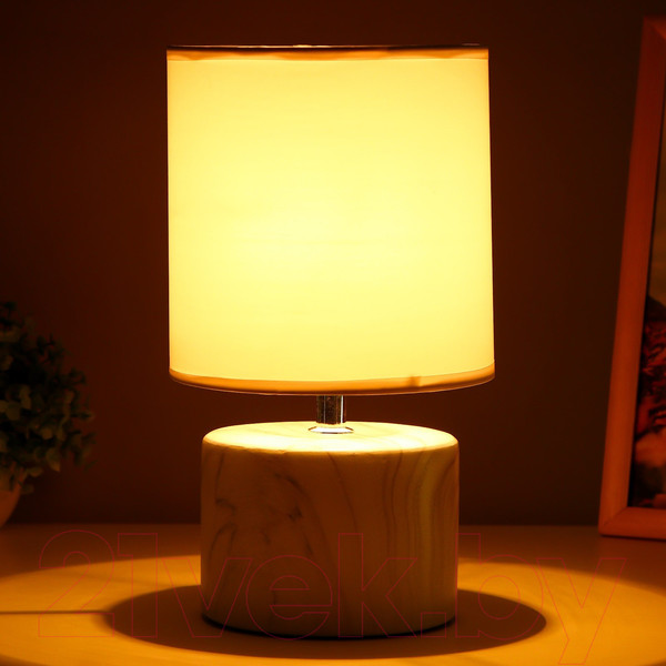 Изображение товара Прикроватная лампа Risalux 16374/1 / 5448838 (белый/серый)