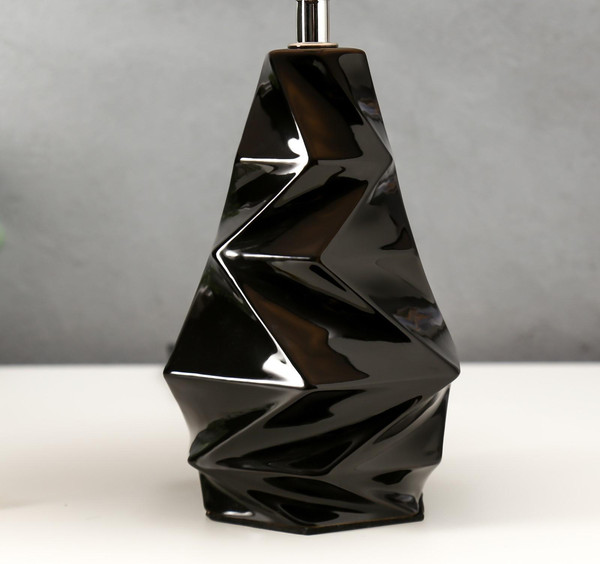 Изображение товара Прикроватная лампа Risalux 16028/1BK / 5084564 (черный мрамор)