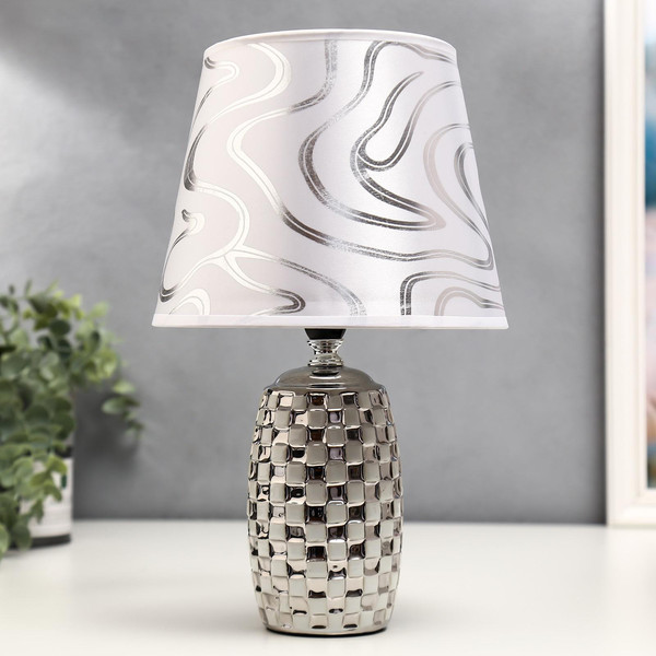 Изображение товара Прикроватная лампа Risalux 36650/1 / 4889669 (белый/серебро)